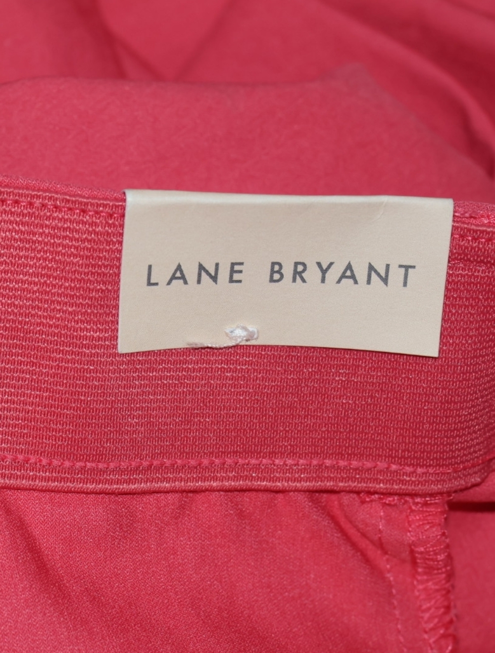 Lane Bryant 4-Season Mid-Rise Slim Capri Pants-Coral. NWT. - Picture 10 of 12